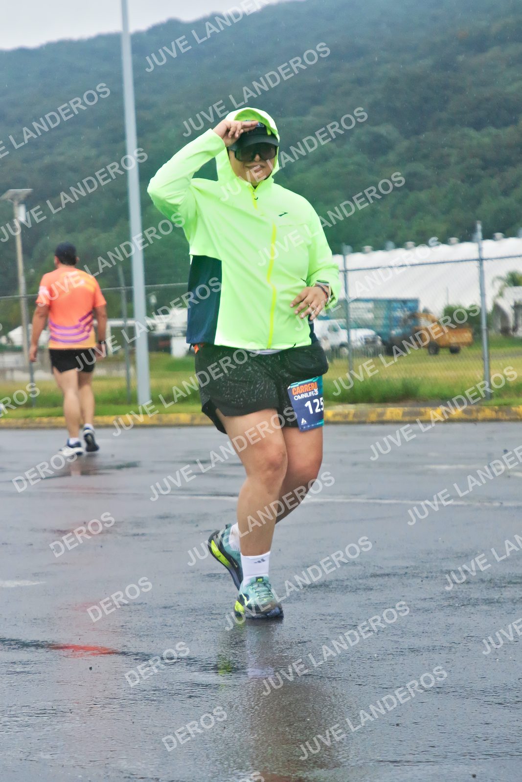 Foto de la CARRERA OMNILIFE GUADALAJARA en Estadio Akron, Zapopan a las 08:03 · dorsal 125