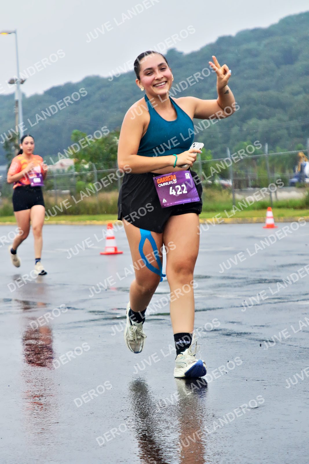 Foto de la CARRERA OMNILIFE GUADALAJARA en Estadio Akron, Zapopan a las 08:06 · dorsal 422