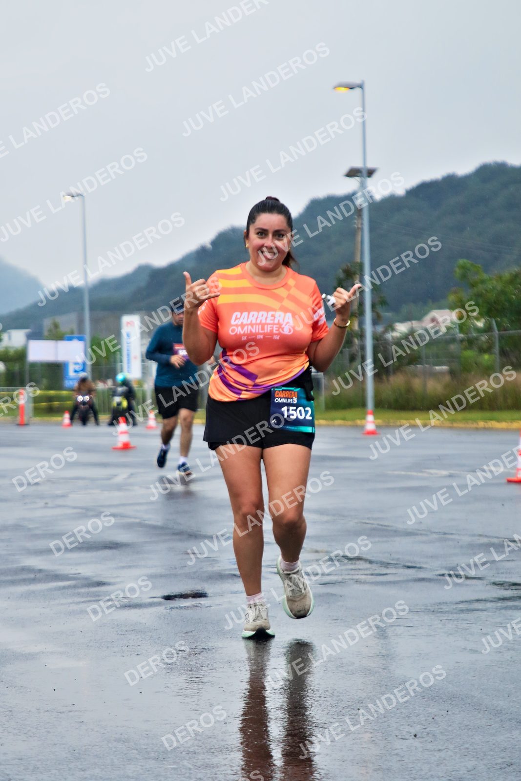 Foto de la CARRERA OMNILIFE GUADALAJARA en Estadio Akron, Zapopan a las 08:10 · dorsal 1502