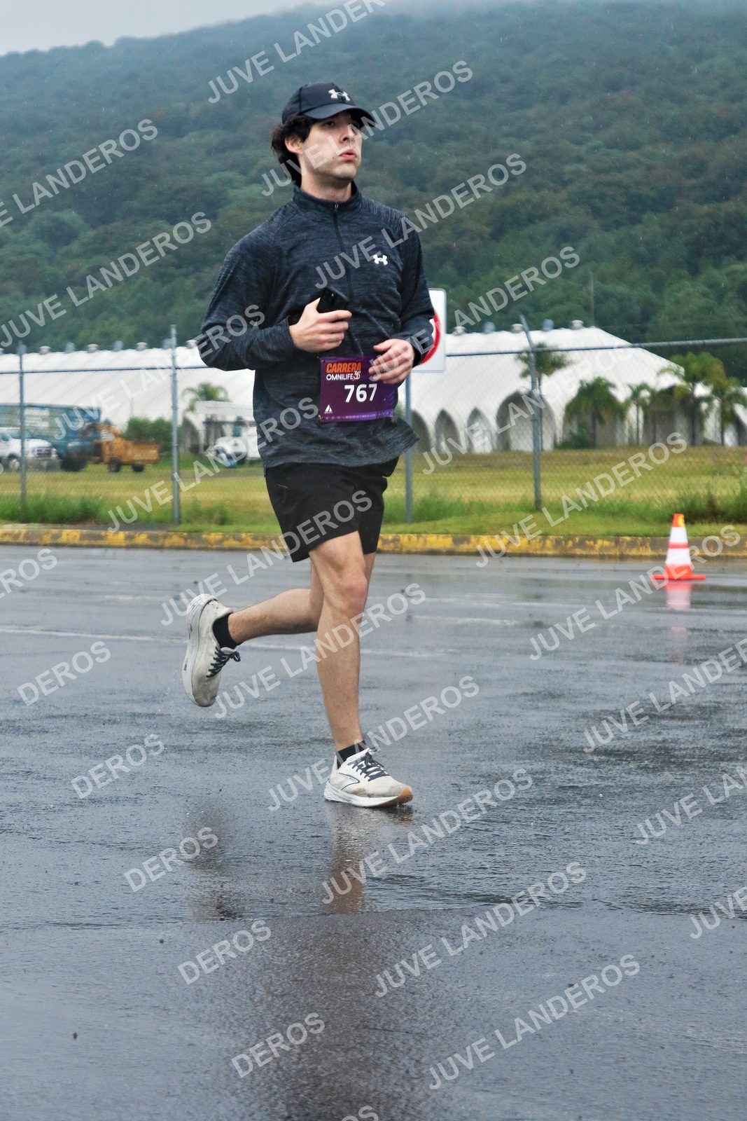 Foto de la CARRERA OMNILIFE GUADALAJARA en Estadio Akron, Zapopan a las 08:04 · dorsal 767