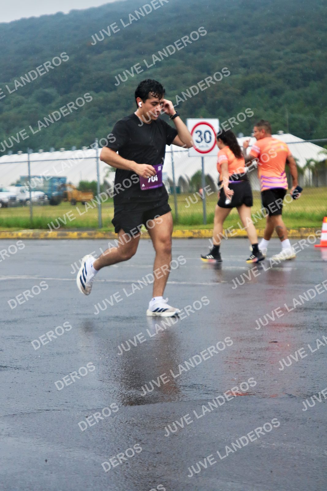 Foto de la CARRERA OMNILIFE GUADALAJARA en Estadio Akron, Zapopan a las 07:57
