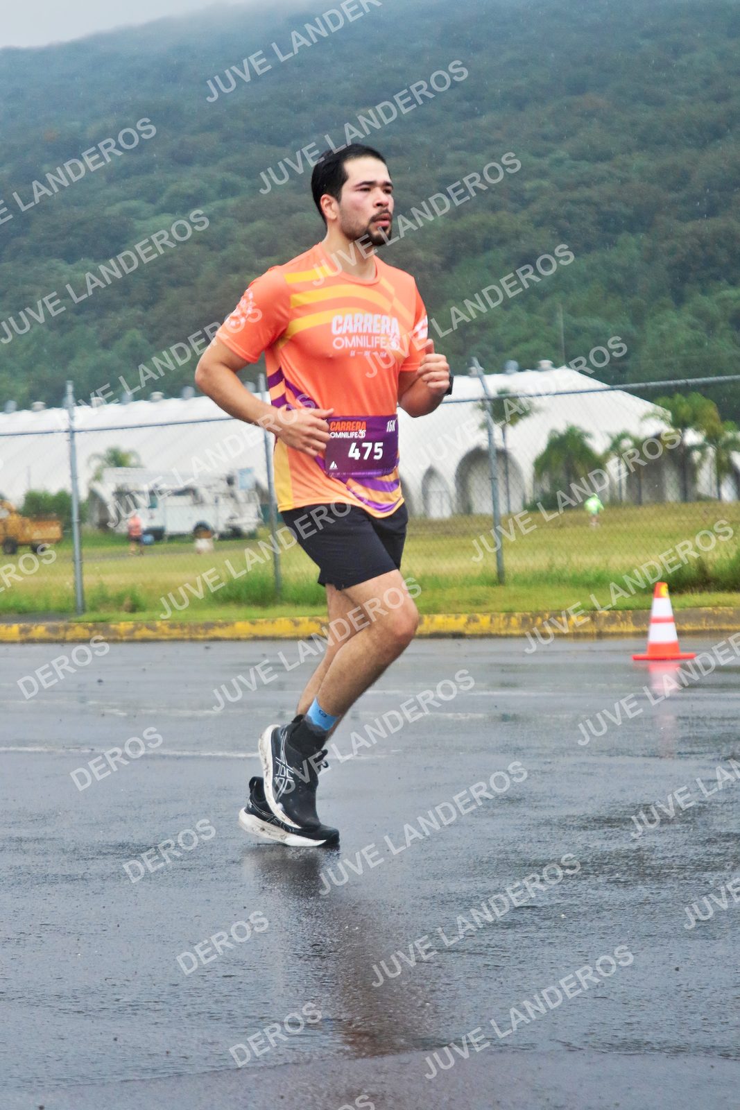 Foto de la CARRERA OMNILIFE GUADALAJARA en Estadio Akron, Zapopan a las 08:01 · dorsal 475
