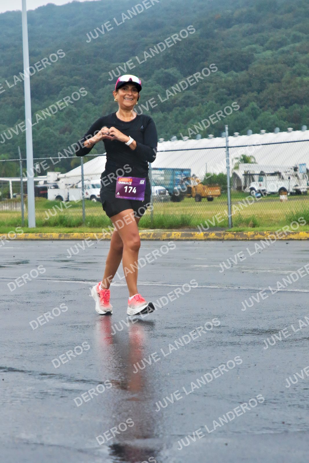 Foto de la CARRERA OMNILIFE GUADALAJARA en Estadio Akron, Zapopan a las 08:02 · dorsal 174
