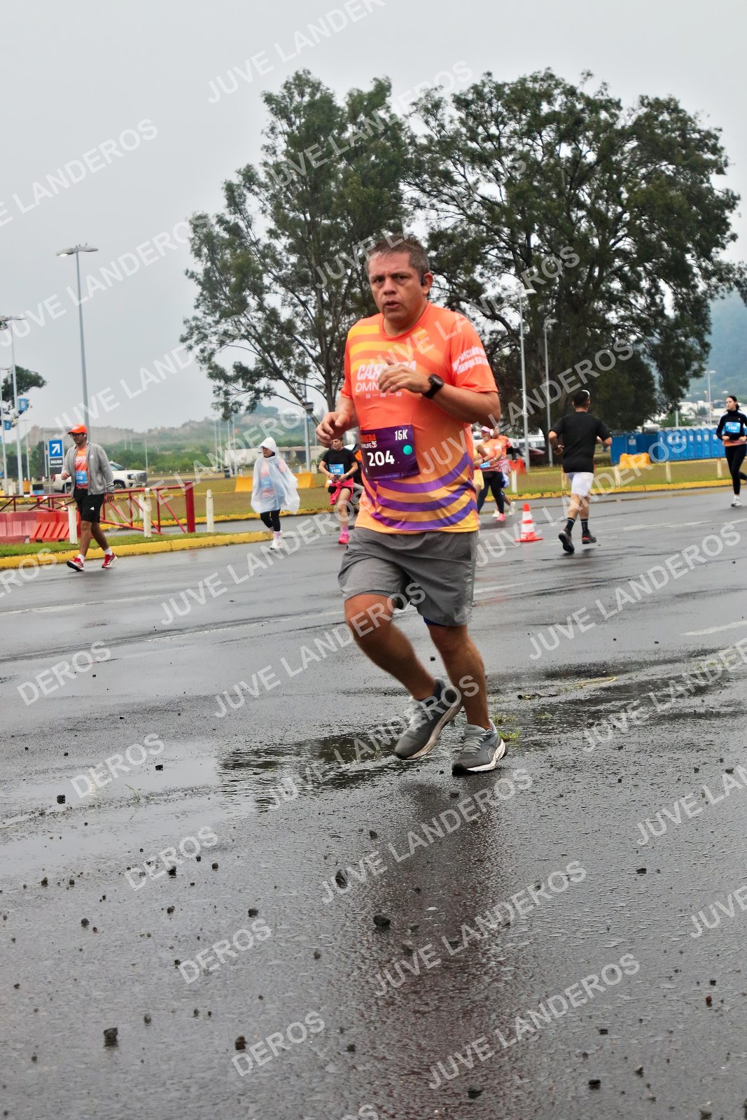 Foto de la CARRERA OMNILIFE GUADALAJARA en Estadio Akron, Zapopan a las 07:32 · dorsal 204