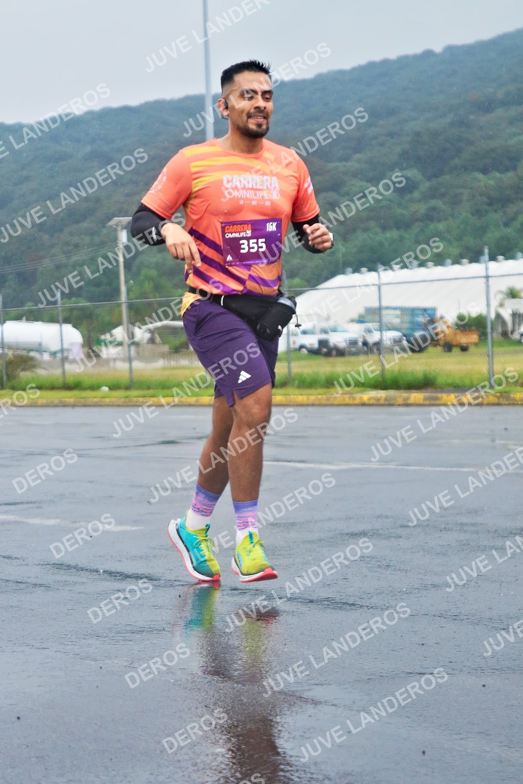 Foto de la CARRERA OMNILIFE GUADALAJARA en Estadio Akron, Zapopan a las 08:00 · dorsal 355