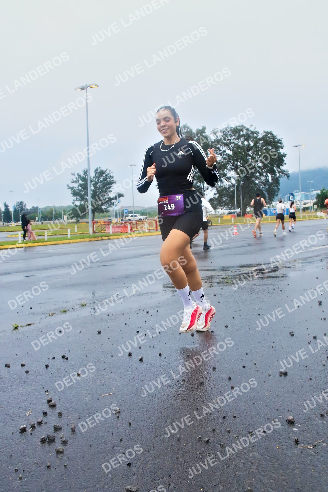 Foto de la CARRERA OMNILIFE GUADALAJARA en Estadio Akron, Zapopan a las 07:36 · dorsal 249