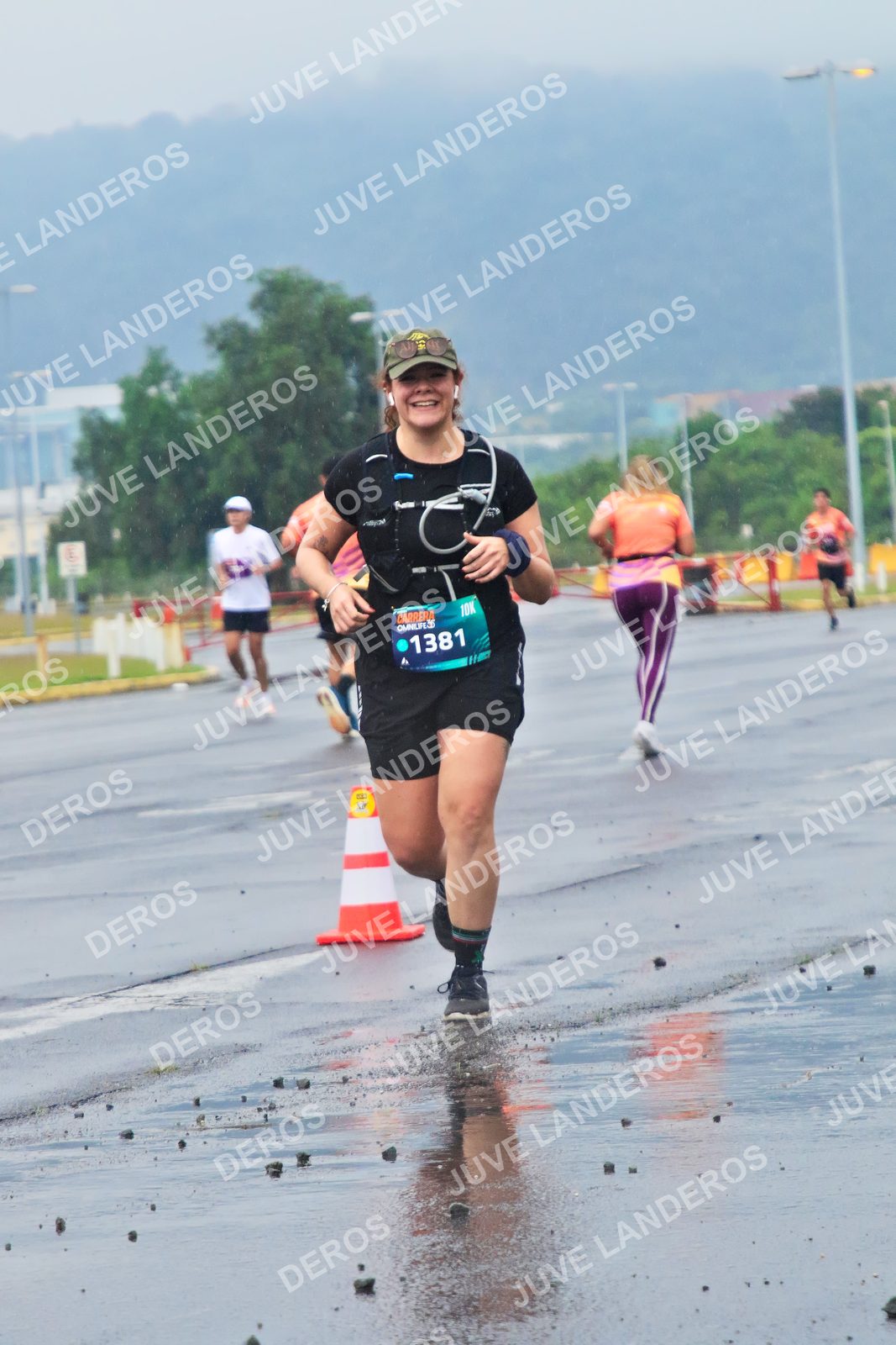 Foto de la CARRERA OMNILIFE GUADALAJARA en Estadio Akron, Zapopan a las 07:48 · dorsal 1381