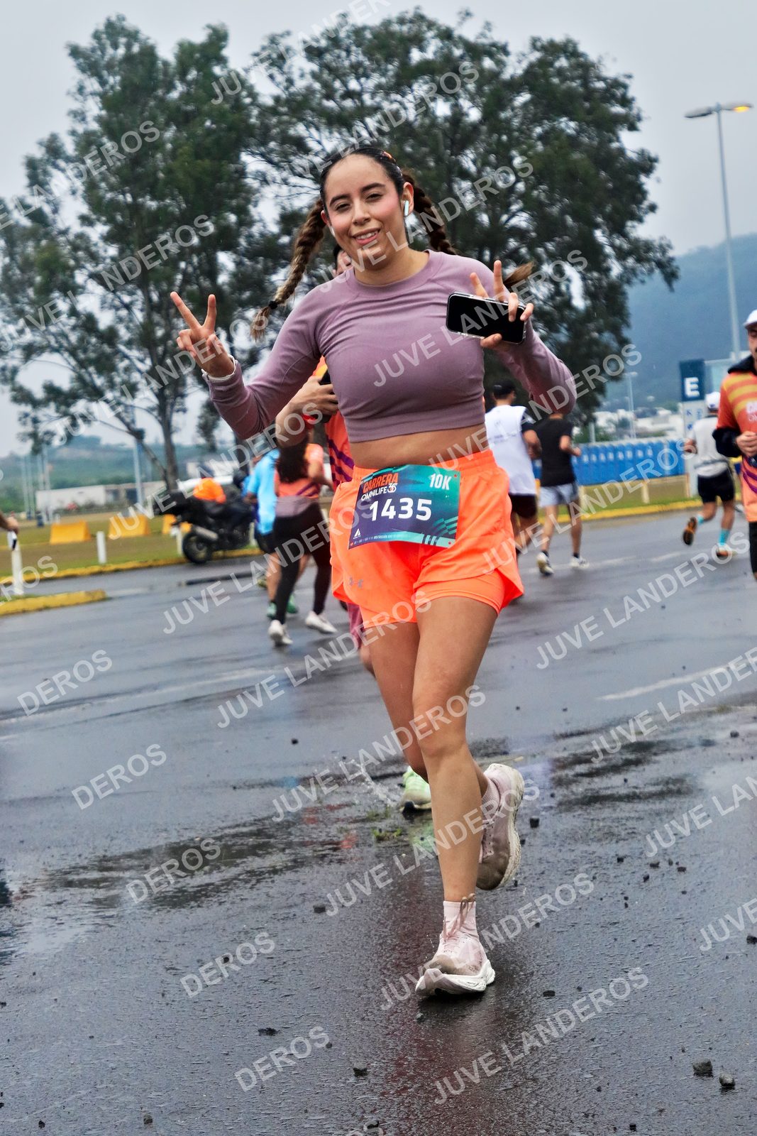 Foto de la CARRERA OMNILIFE GUADALAJARA en Estadio Akron, Zapopan a las 07:44 · dorsal 1435