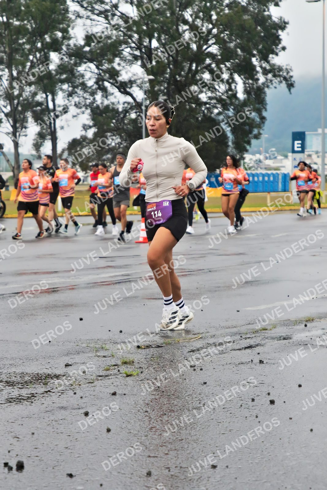 Foto de la CARRERA OMNILIFE GUADALAJARA en Estadio Akron, Zapopan a las 07:26 · dorsal 114