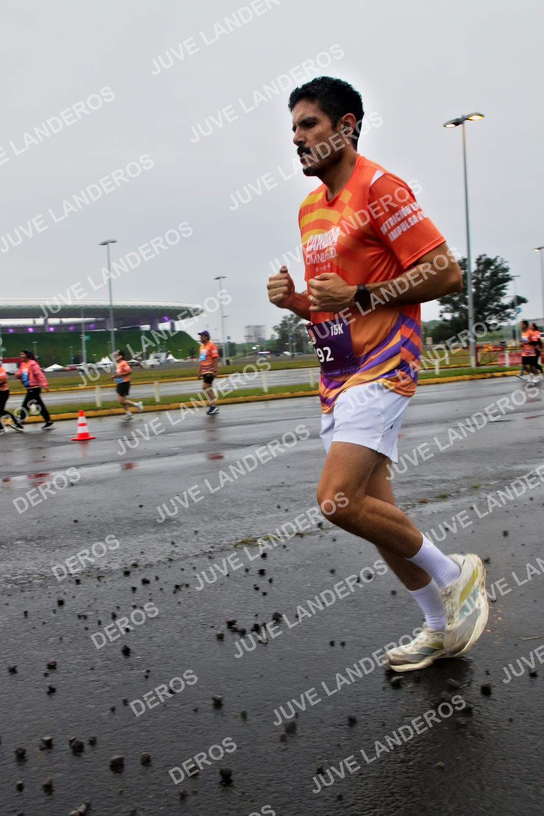Foto de la CARRERA OMNILIFE GUADALAJARA en Estadio Akron, Zapopan a las 07:28 · dorsal 92
