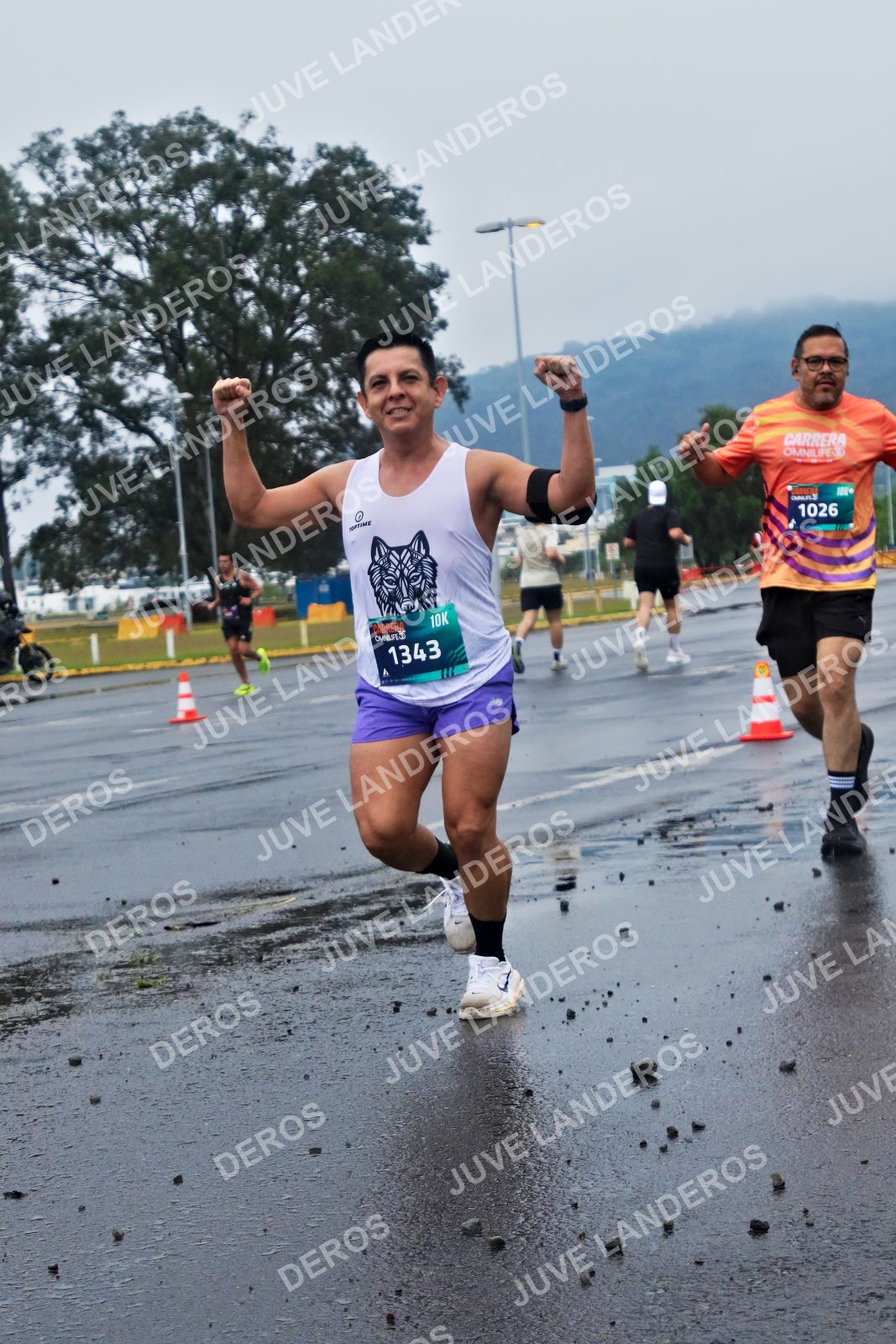 Foto de la CARRERA OMNILIFE GUADALAJARA en Estadio Akron, Zapopan a las 07:41 · dorsal 1343, 1026