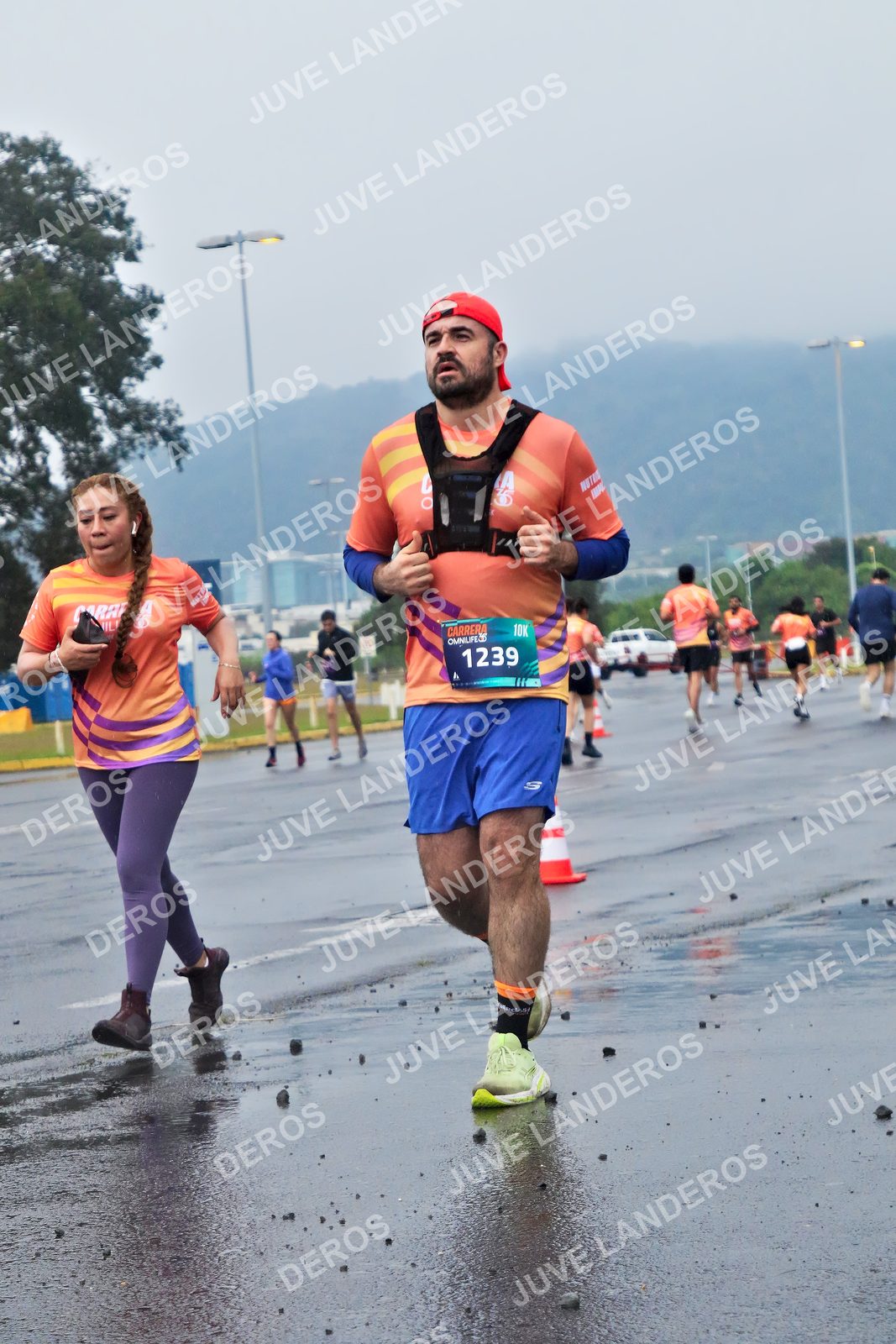 Foto de la CARRERA OMNILIFE GUADALAJARA en Estadio Akron, Zapopan a las 07:48 · dorsal 1239