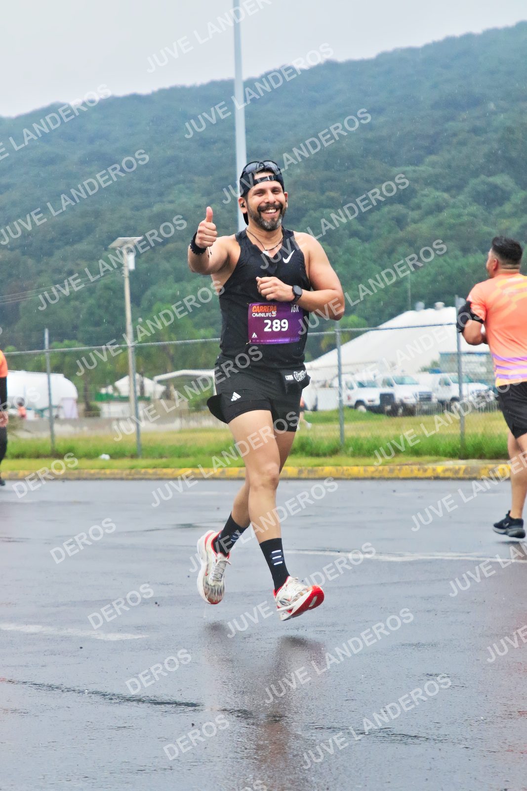 Foto de la CARRERA OMNILIFE GUADALAJARA en Estadio Akron, Zapopan a las 07:53 · dorsal 289