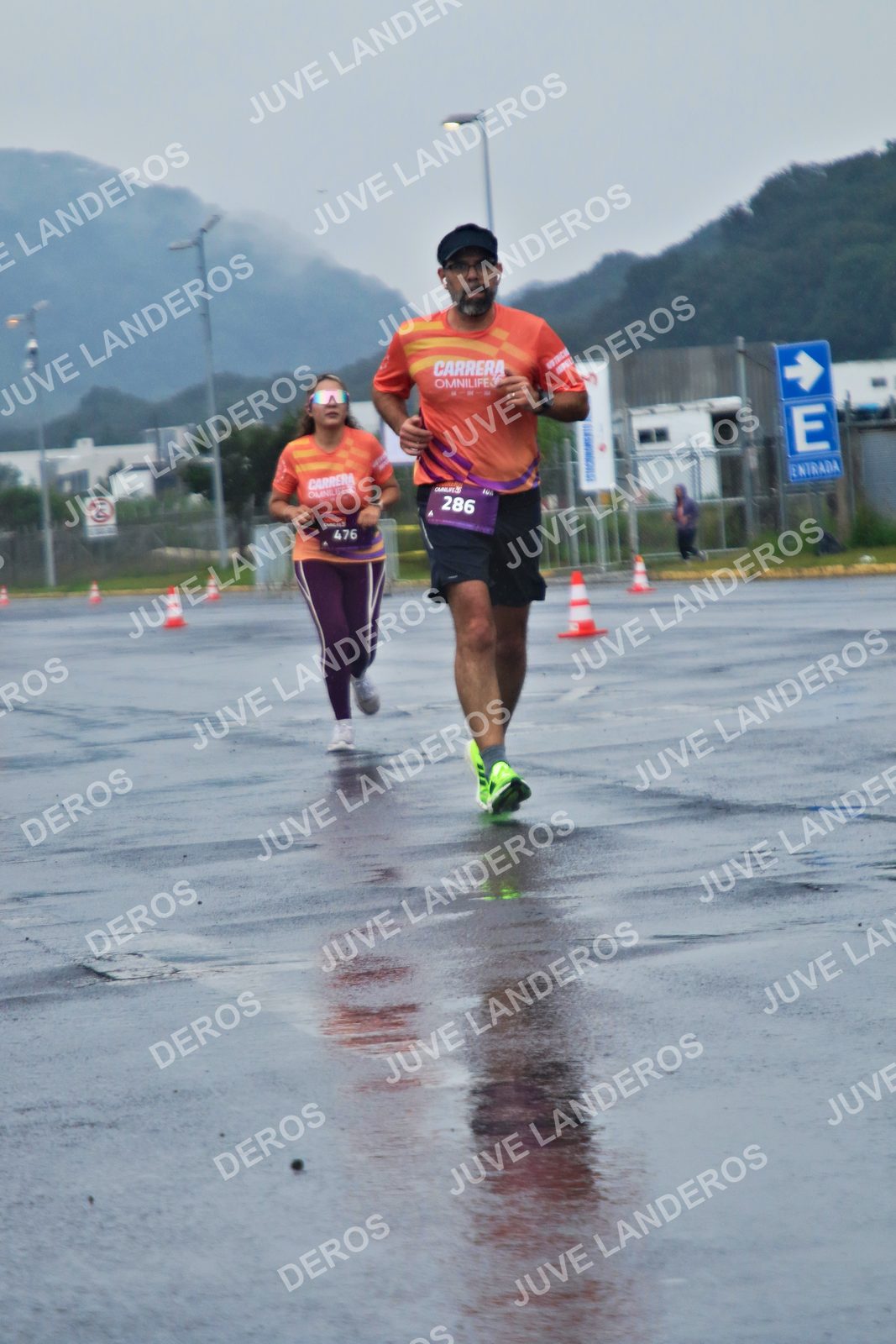 Foto de la CARRERA OMNILIFE GUADALAJARA en Estadio Akron, Zapopan a las 08:00 · dorsal 286, 476