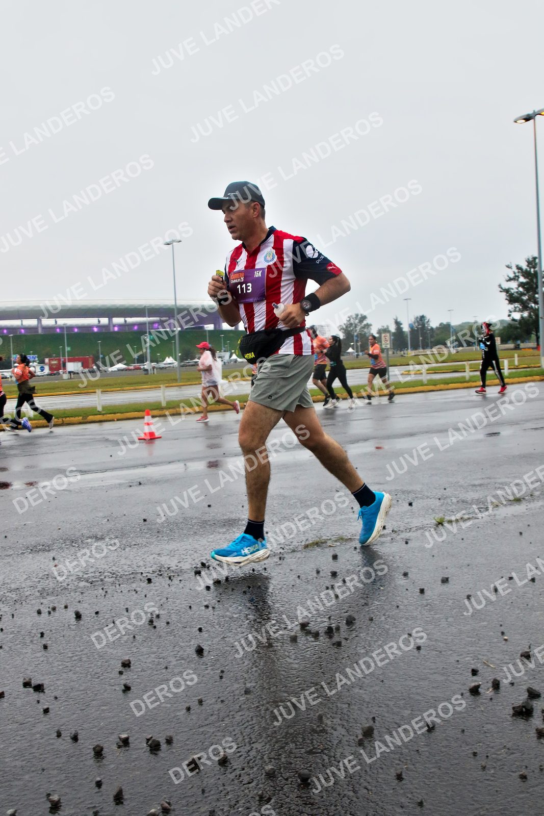Foto de la CARRERA OMNILIFE GUADALAJARA en Estadio Akron, Zapopan a las 07:24 · dorsal 113