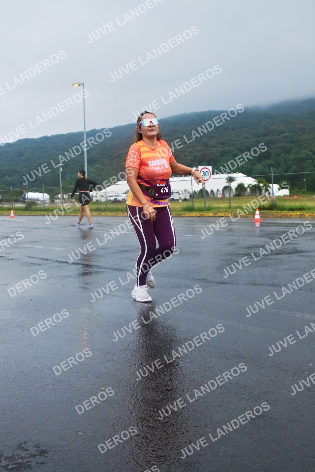 Foto de la CARRERA OMNILIFE GUADALAJARA en Estadio Akron, Zapopan a las 08:00 · dorsal 30, 476