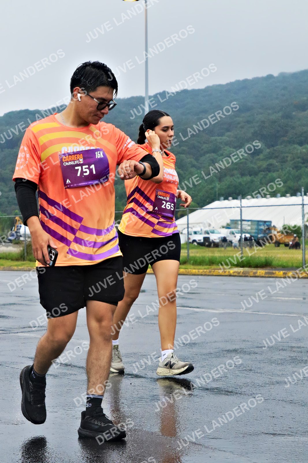 Foto de la CARRERA OMNILIFE GUADALAJARA en Estadio Akron, Zapopan a las 08:08 · dorsal 751, 265