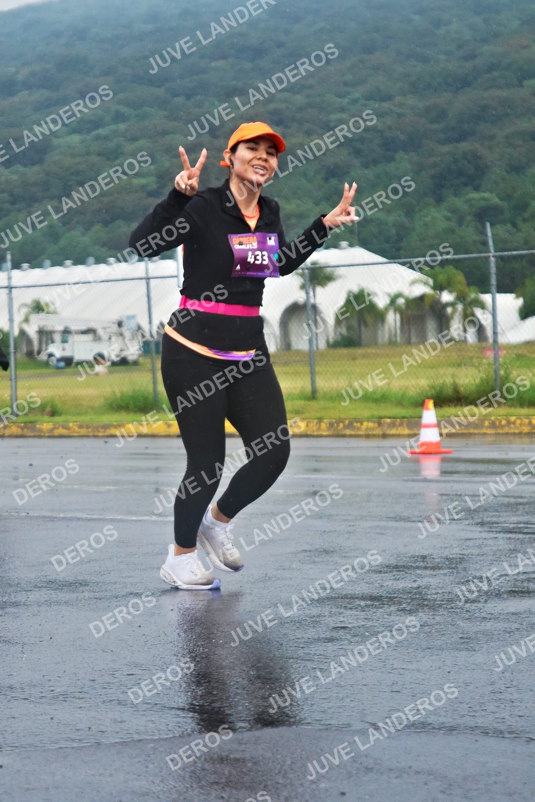 Foto de la CARRERA OMNILIFE GUADALAJARA en Estadio Akron, Zapopan a las 08:01 · dorsal 433