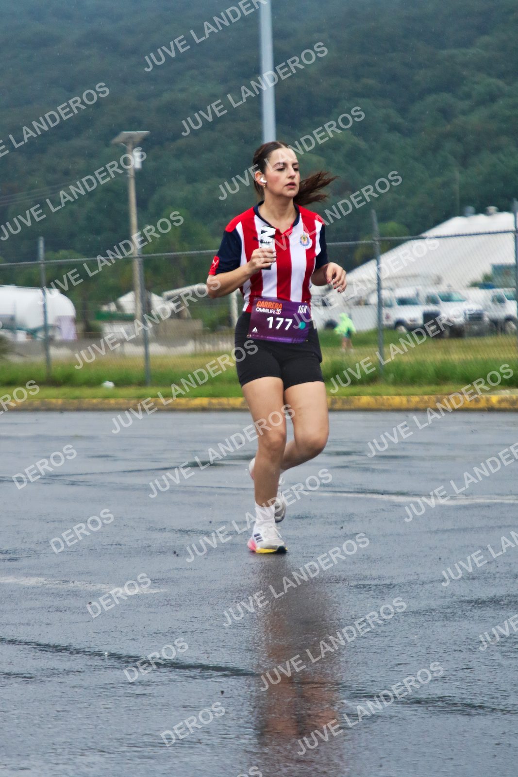 Foto de la CARRERA OMNILIFE GUADALAJARA en Estadio Akron, Zapopan a las 08:01 · dorsal 177
