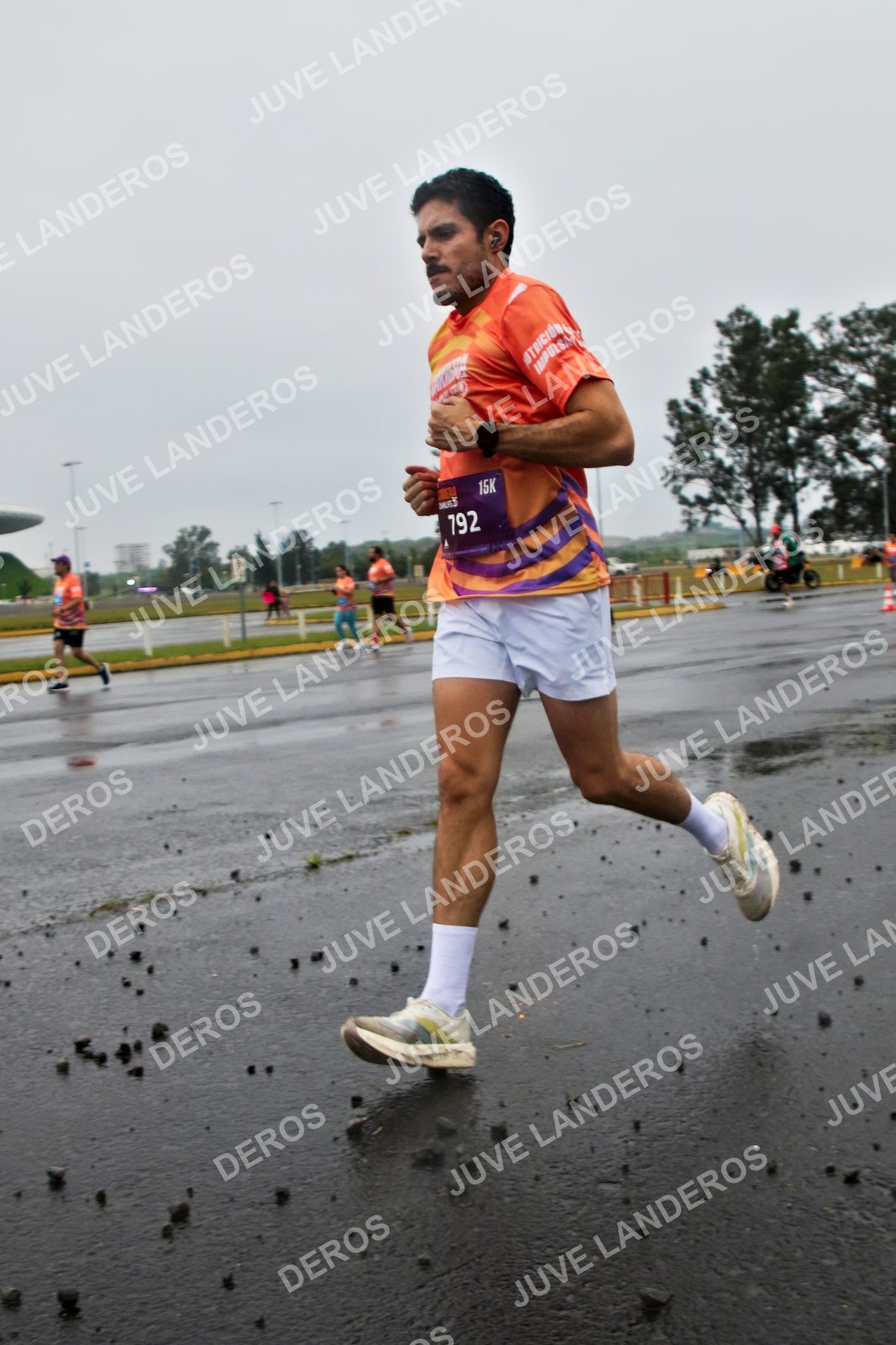 Foto de la CARRERA OMNILIFE GUADALAJARA en Estadio Akron, Zapopan a las 07:28 · dorsal 792