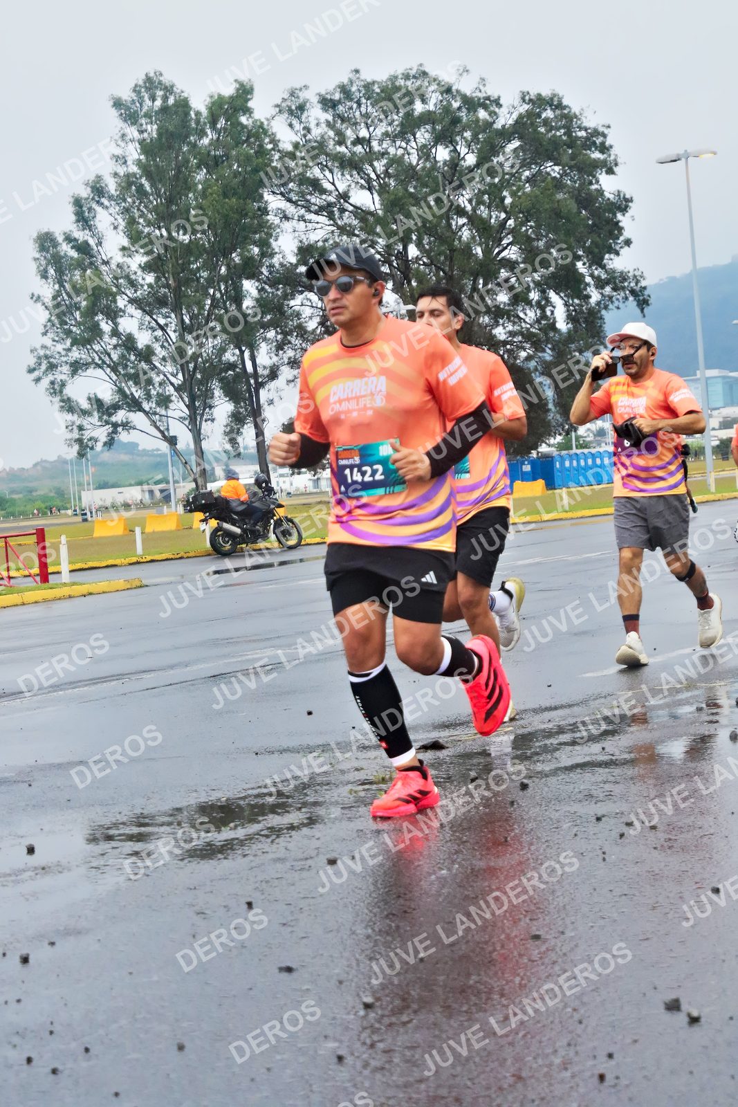 Foto de la CARRERA OMNILIFE GUADALAJARA en Estadio Akron, Zapopan a las 07:44 · dorsal 1422