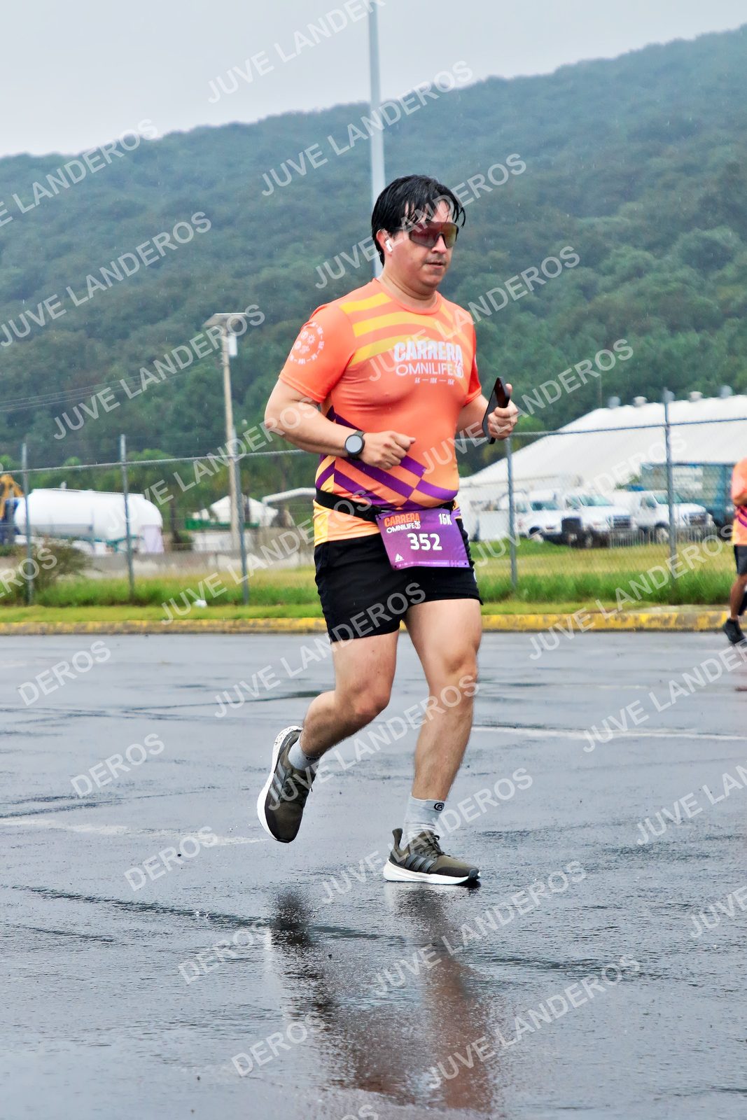 Foto de la CARRERA OMNILIFE GUADALAJARA en Estadio Akron, Zapopan a las 08:05 · dorsal 352