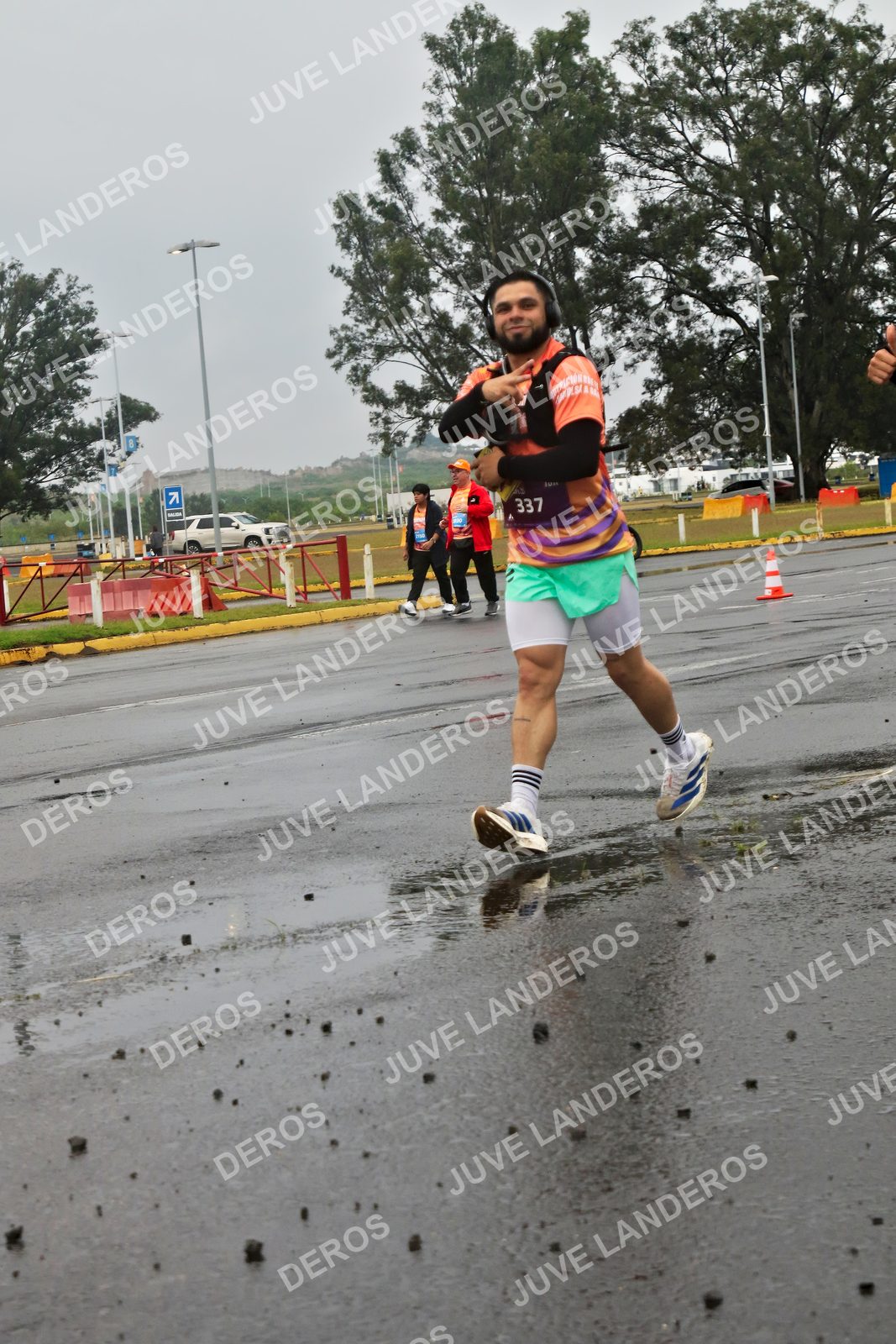 Foto de la CARRERA OMNILIFE GUADALAJARA en Estadio Akron, Zapopan a las 07:34 · dorsal 337