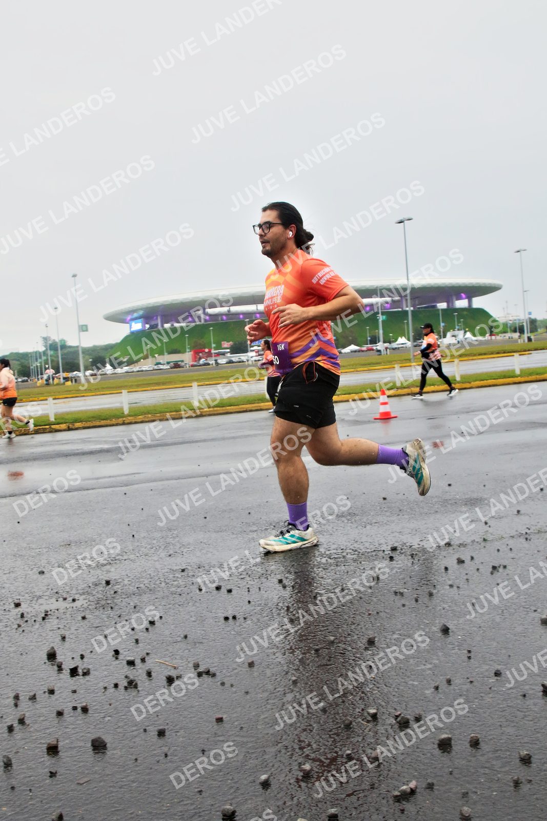 Foto de la CARRERA OMNILIFE GUADALAJARA en Estadio Akron, Zapopan a las 07:30 · dorsal 50