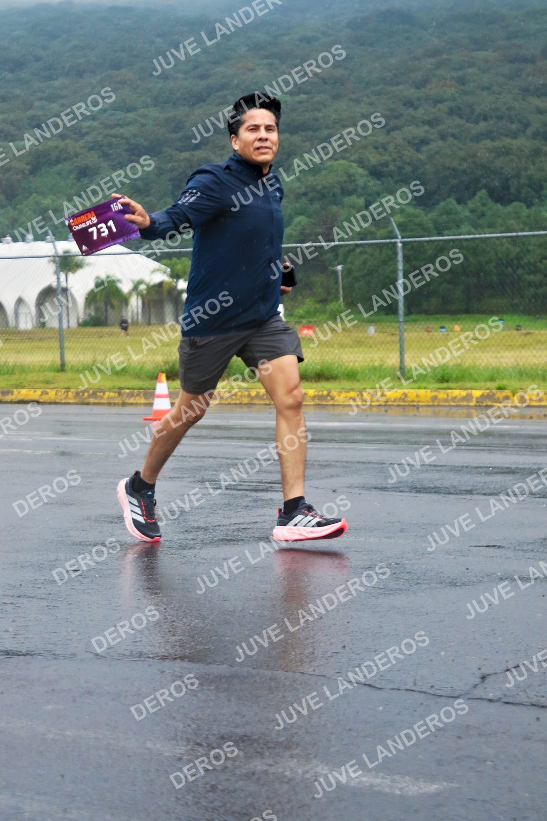 Foto de la CARRERA OMNILIFE GUADALAJARA en Estadio Akron, Zapopan a las 07:58 · dorsal 731