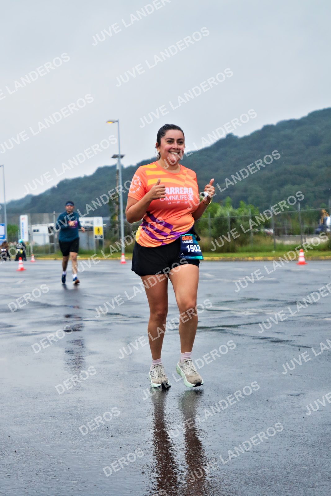 Foto de la CARRERA OMNILIFE GUADALAJARA en Estadio Akron, Zapopan a las 08:10 · dorsal 1502
