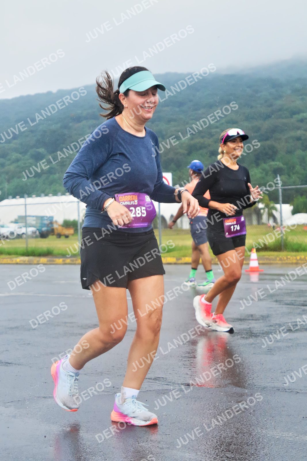 Foto de la CARRERA OMNILIFE GUADALAJARA en Estadio Akron, Zapopan a las 08:02 · dorsal 285, 174