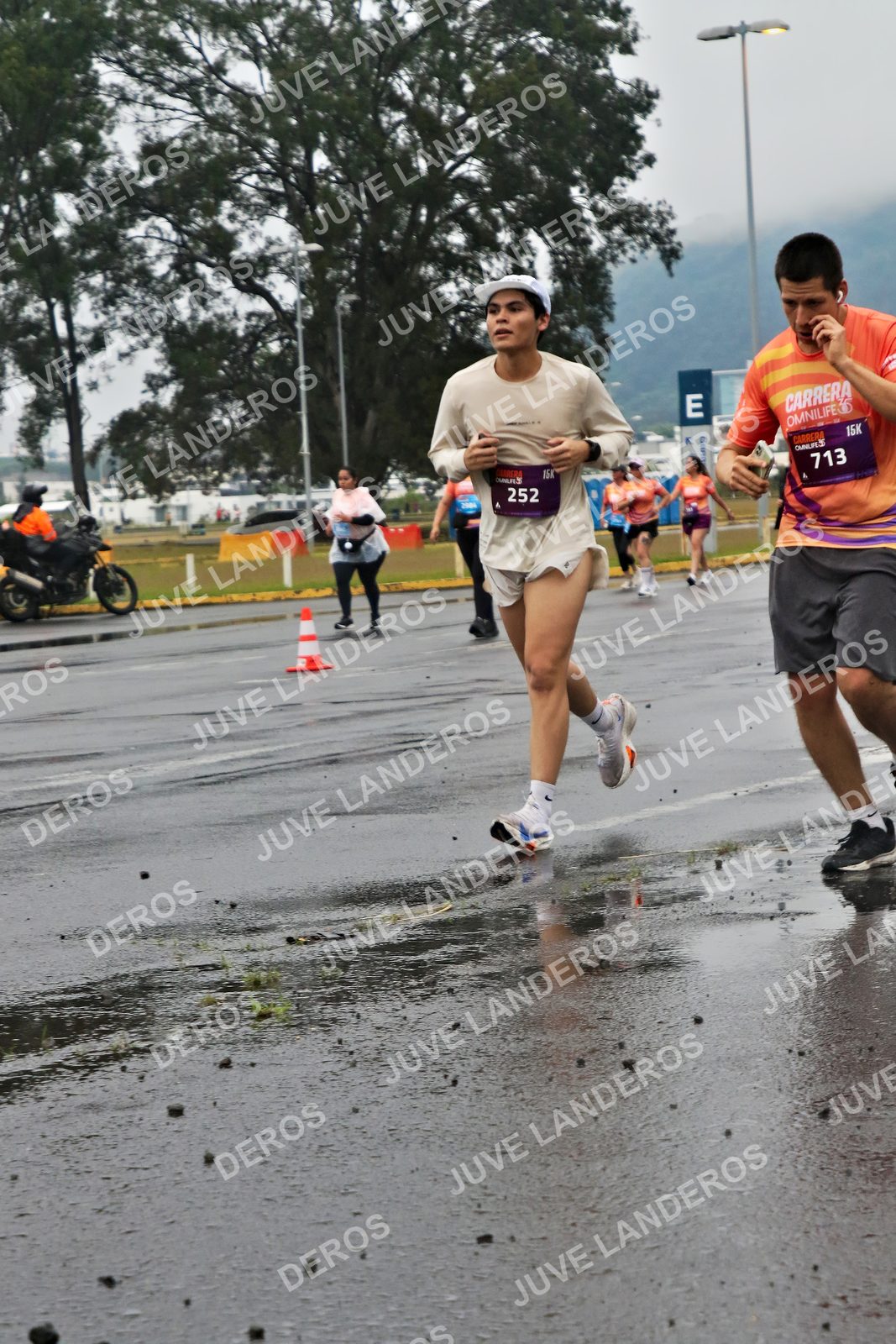 Foto de la CARRERA OMNILIFE GUADALAJARA en Estadio Akron, Zapopan a las 07:29 · dorsal 252, 713