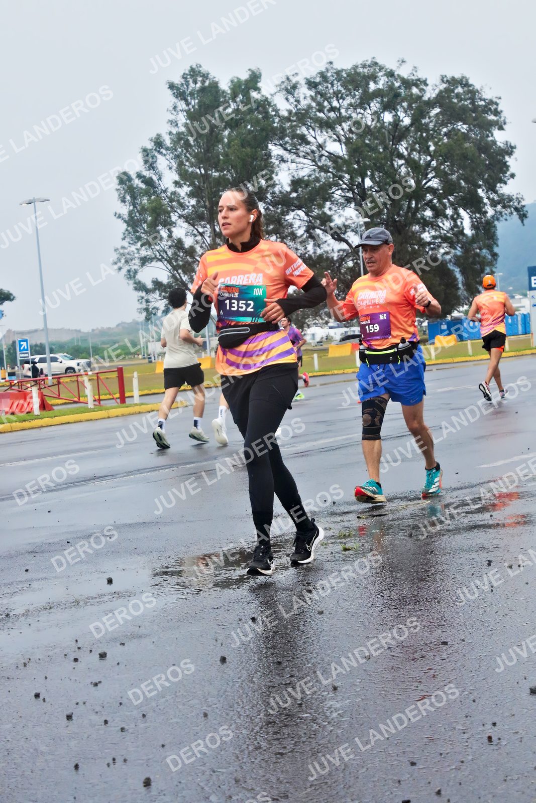 Foto de la CARRERA OMNILIFE GUADALAJARA en Estadio Akron, Zapopan a las 07:41 · dorsal 1352, 159