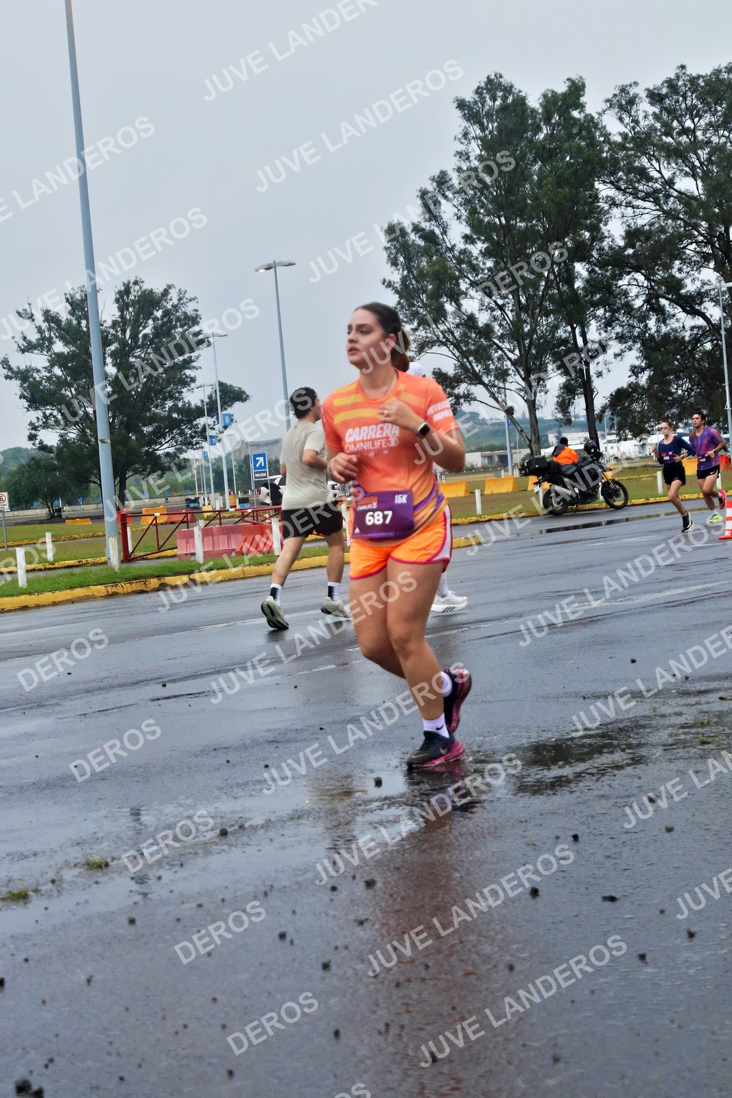 Foto de la CARRERA OMNILIFE GUADALAJARA en Estadio Akron, Zapopan a las 07:41 · dorsal 687