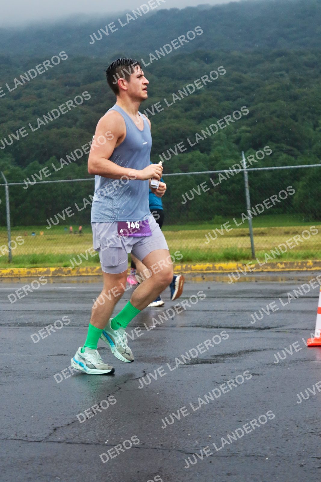 Foto de la CARRERA OMNILIFE GUADALAJARA en Estadio Akron, Zapopan a las 07:56 · dorsal 146