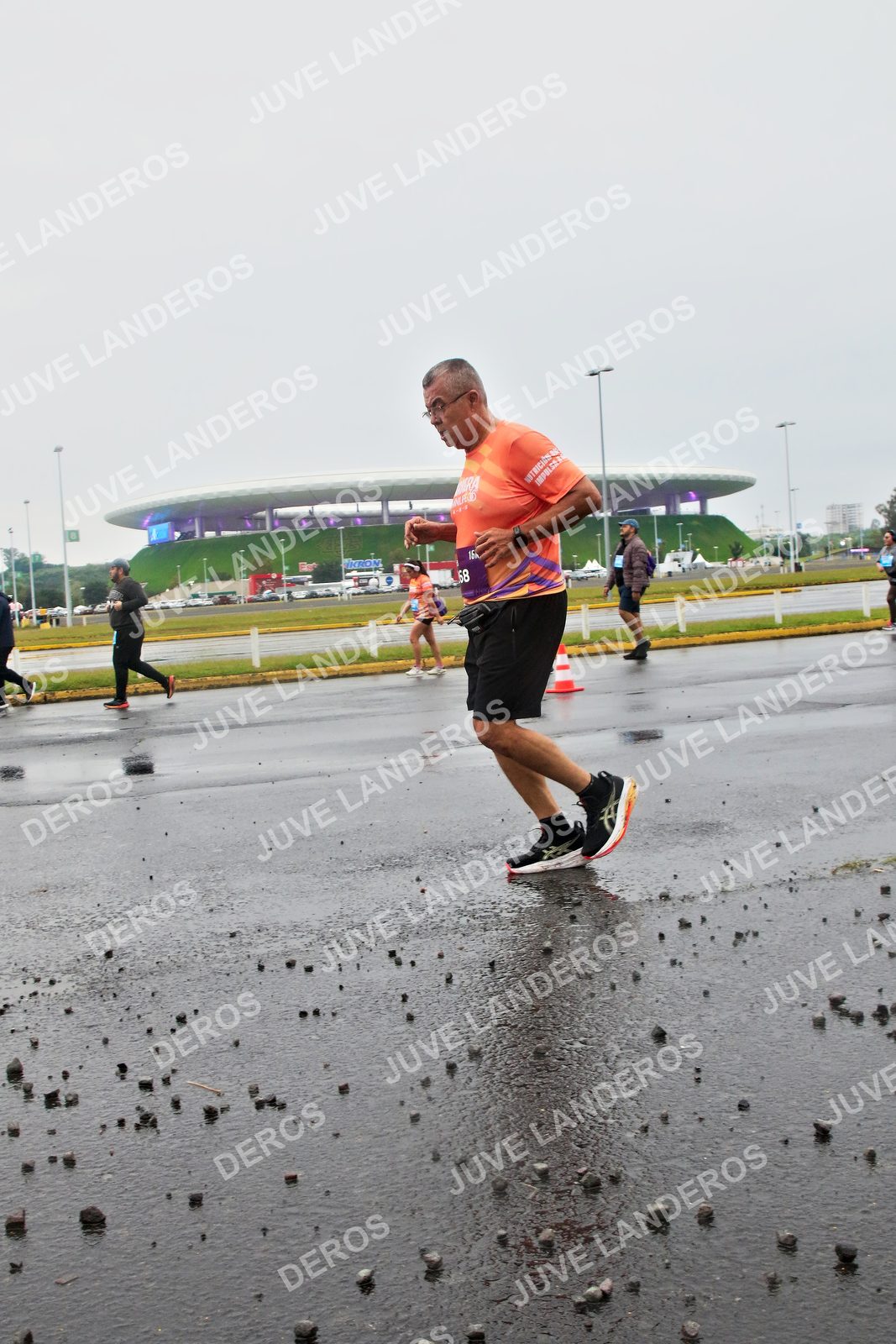 Foto de la CARRERA OMNILIFE GUADALAJARA en Estadio Akron, Zapopan a las 07:30 · dorsal 68