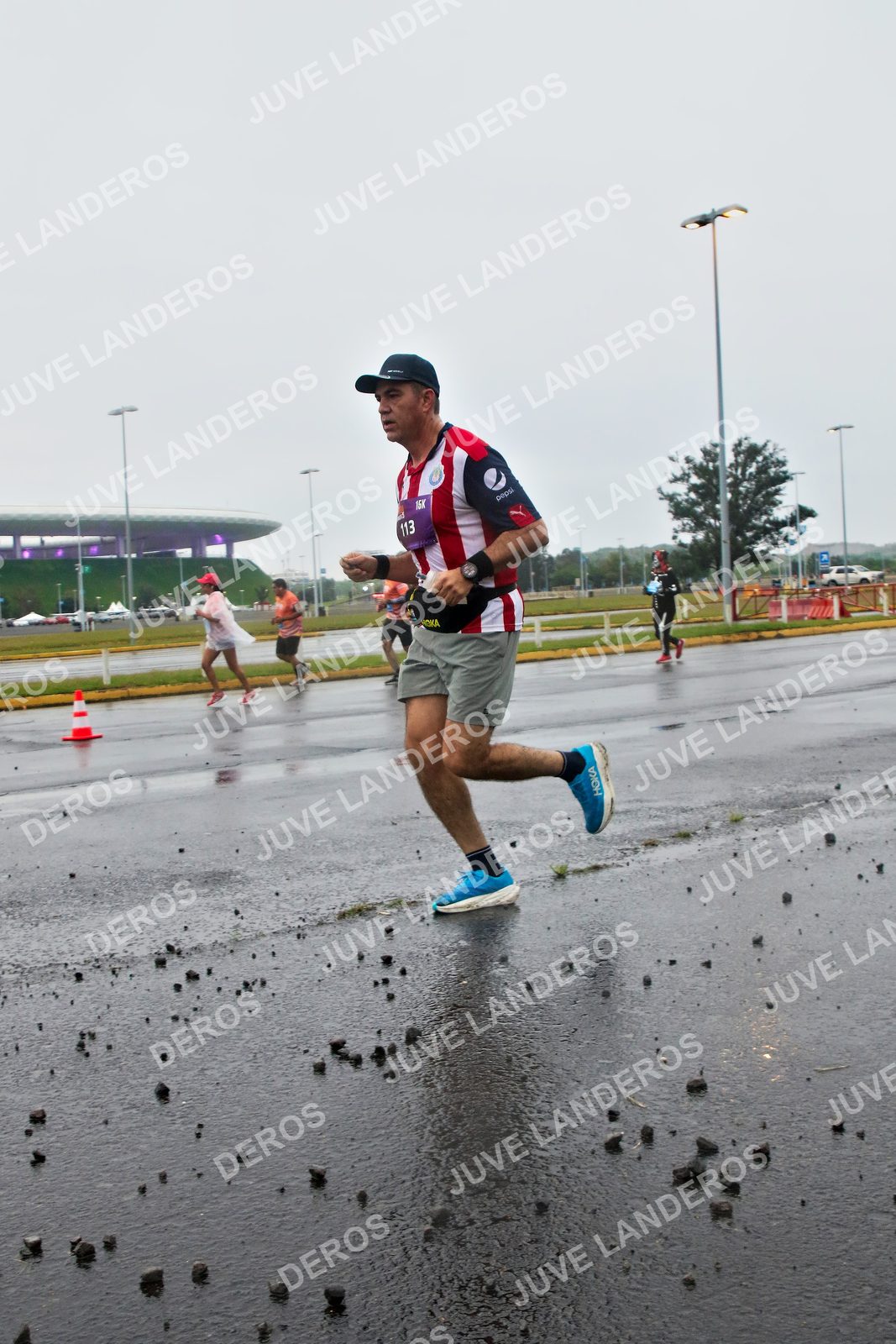 Foto de la CARRERA OMNILIFE GUADALAJARA en Estadio Akron, Zapopan a las 07:24 · dorsal 113