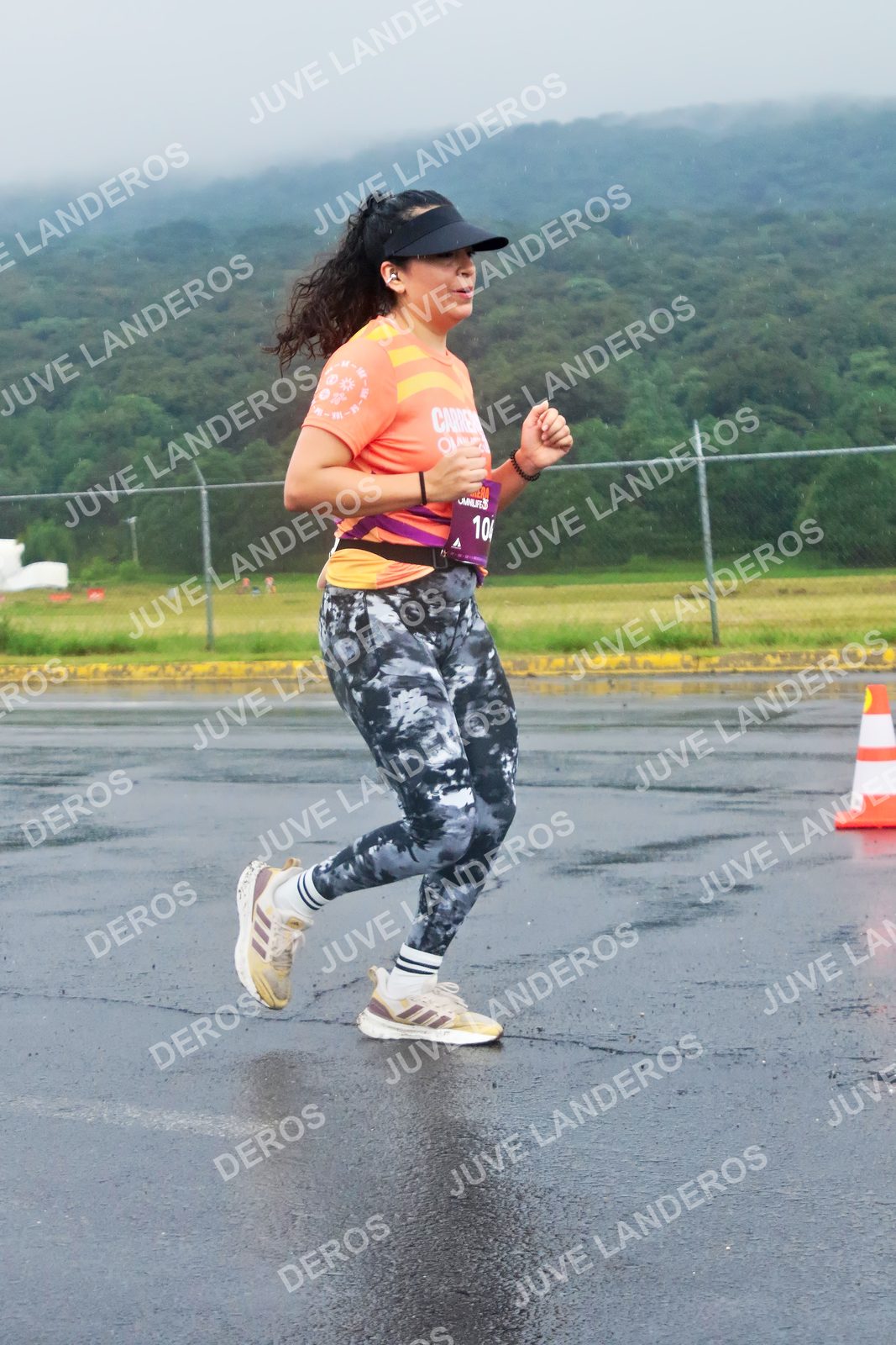 Foto de la CARRERA OMNILIFE GUADALAJARA en Estadio Akron, Zapopan a las 08:03 · dorsal 10