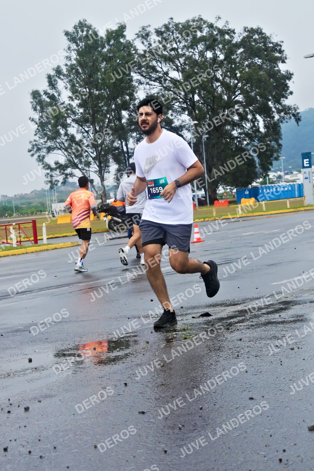 Foto de la CARRERA OMNILIFE GUADALAJARA en Estadio Akron, Zapopan a las 07:43 · dorsal 1659