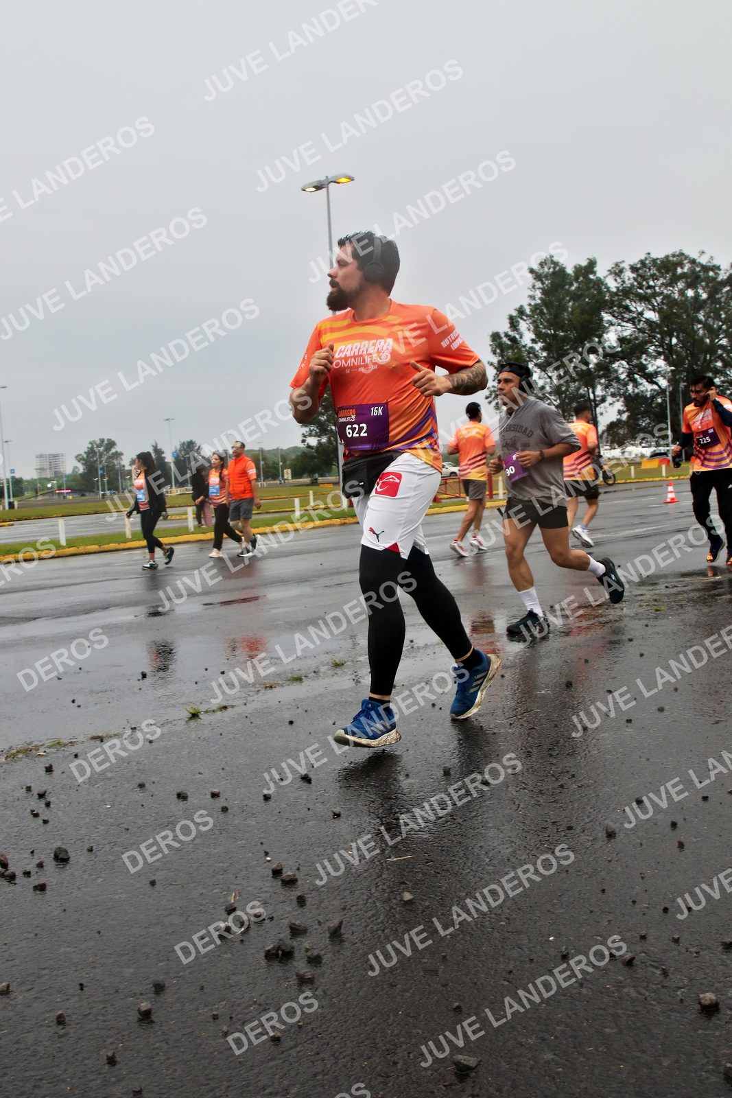 Foto de la CARRERA OMNILIFE GUADALAJARA en Estadio Akron, Zapopan a las 07:35 · dorsal 622, 225