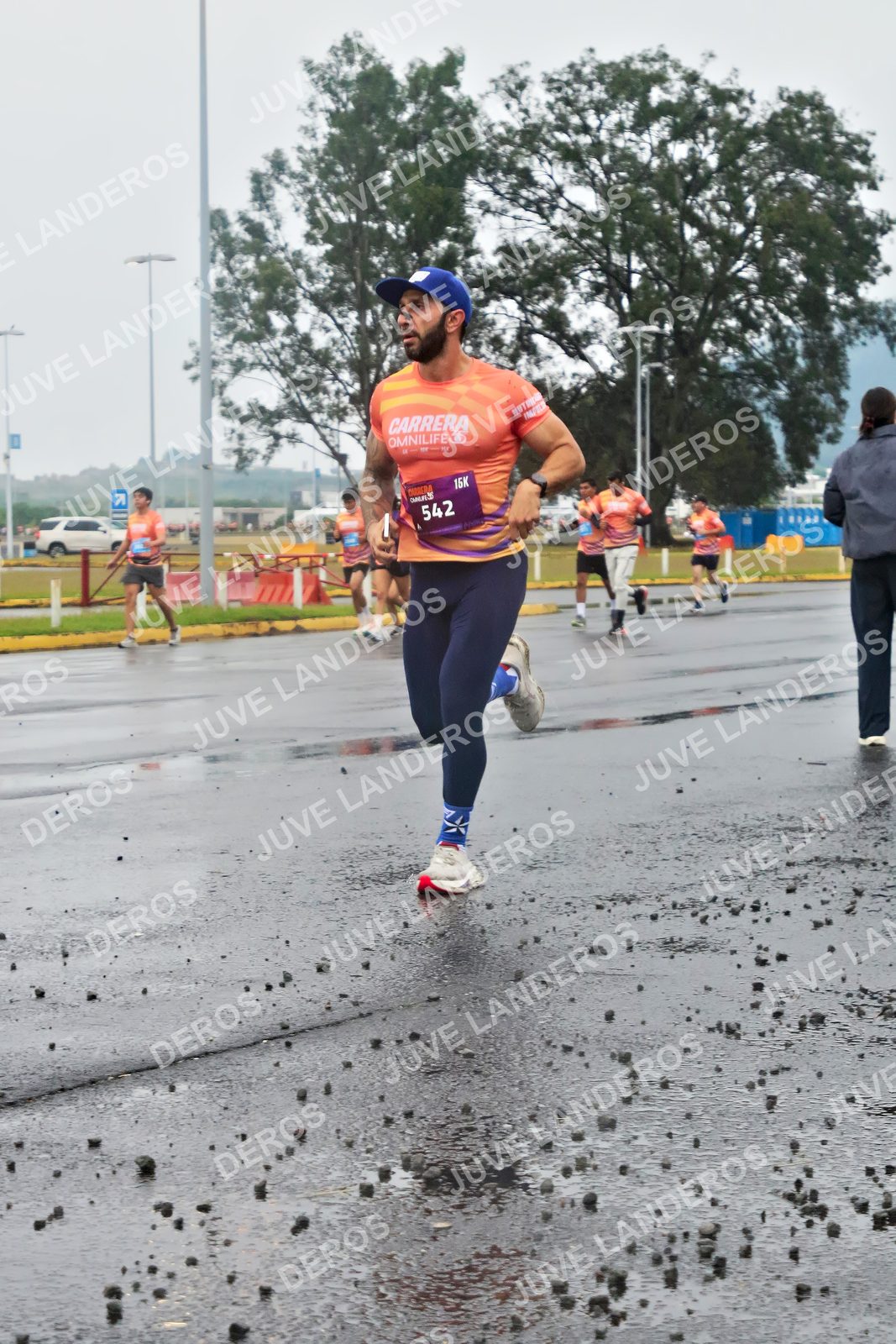Foto de la CARRERA OMNILIFE GUADALAJARA en Estadio Akron, Zapopan a las 07:22 · dorsal 542