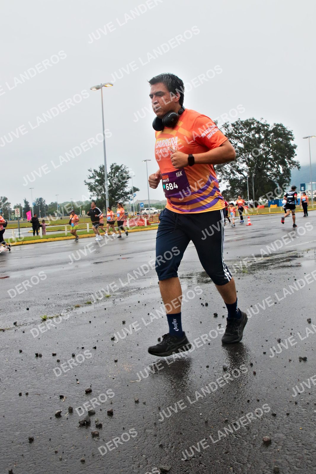 Foto de la CARRERA OMNILIFE GUADALAJARA en Estadio Akron, Zapopan a las 07:29 · dorsal 684