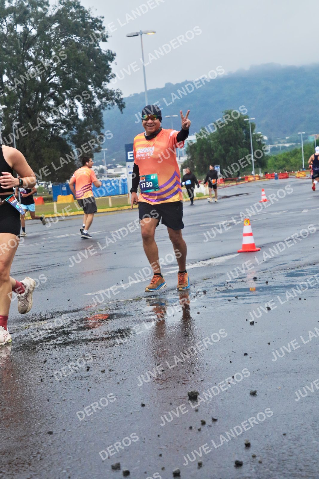 Foto de la CARRERA OMNILIFE GUADALAJARA en Estadio Akron, Zapopan a las 07:39 · dorsal 1730