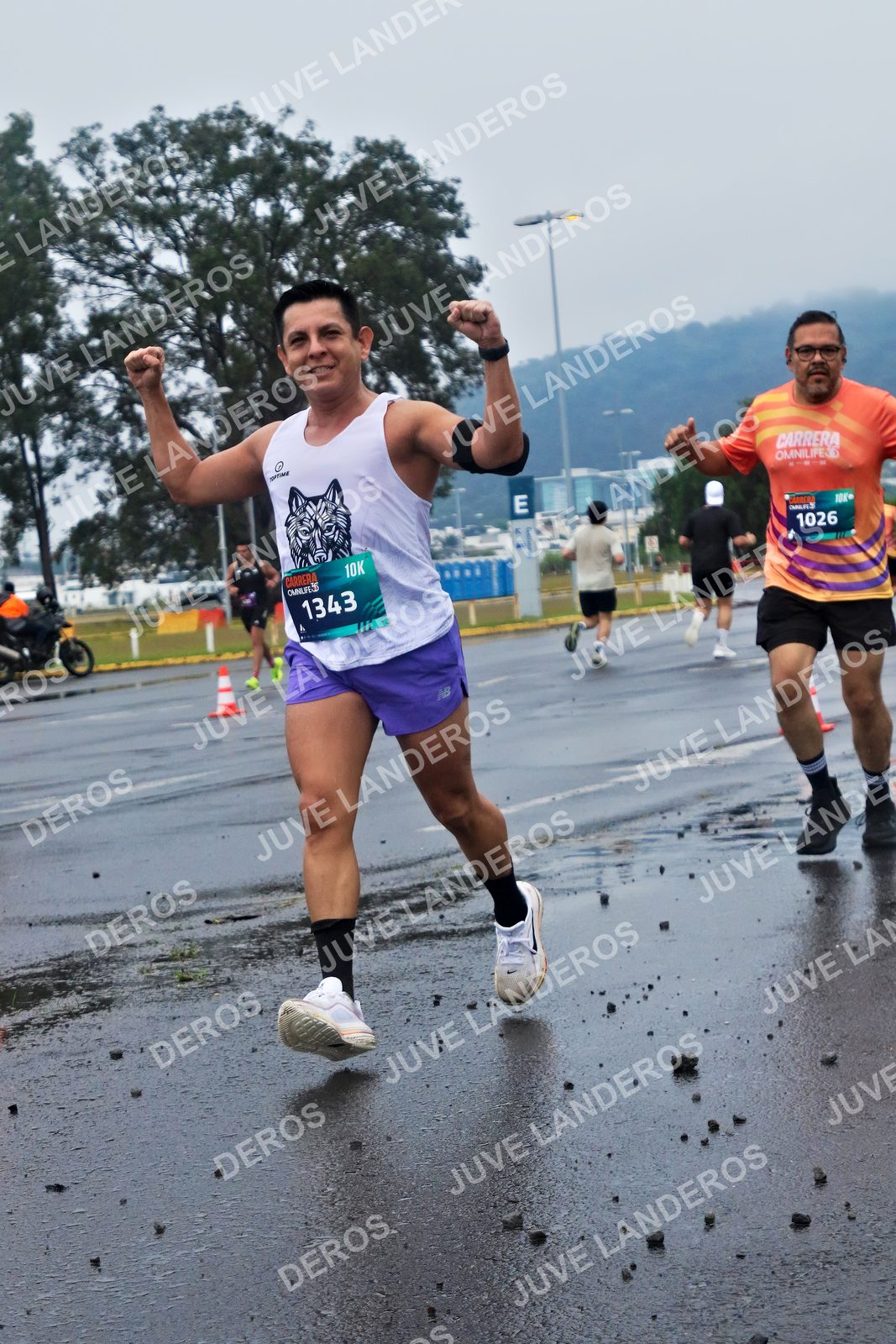 Foto de la CARRERA OMNILIFE GUADALAJARA en Estadio Akron, Zapopan a las 07:41 · dorsal 1343, 1026