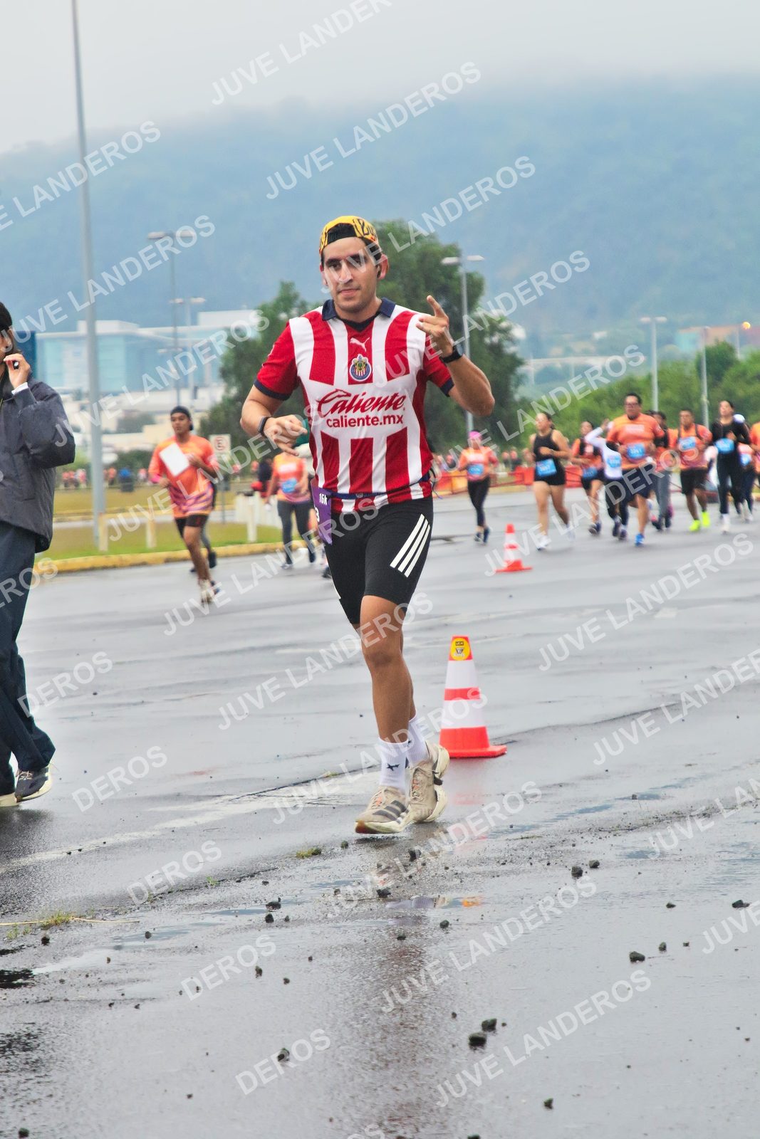 Foto de la CARRERA OMNILIFE GUADALAJARA en Estadio Akron, Zapopan a las 07:24