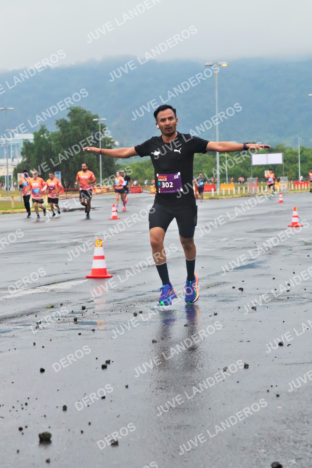 Foto de la CARRERA OMNILIFE GUADALAJARA en Estadio Akron, Zapopan a las 07:21 · dorsal 302