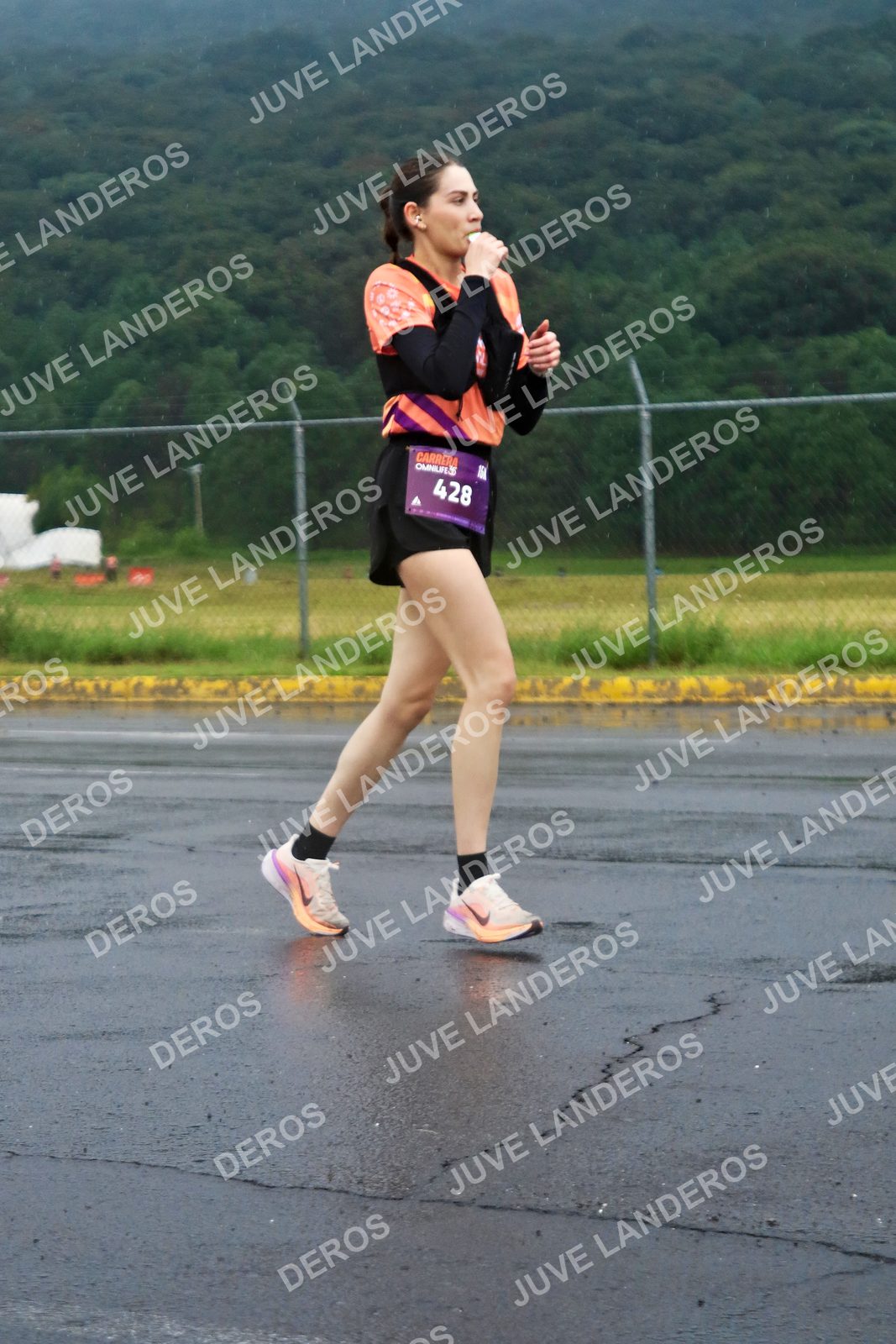 Foto de la CARRERA OMNILIFE GUADALAJARA en Estadio Akron, Zapopan a las 07:57 · dorsal 428