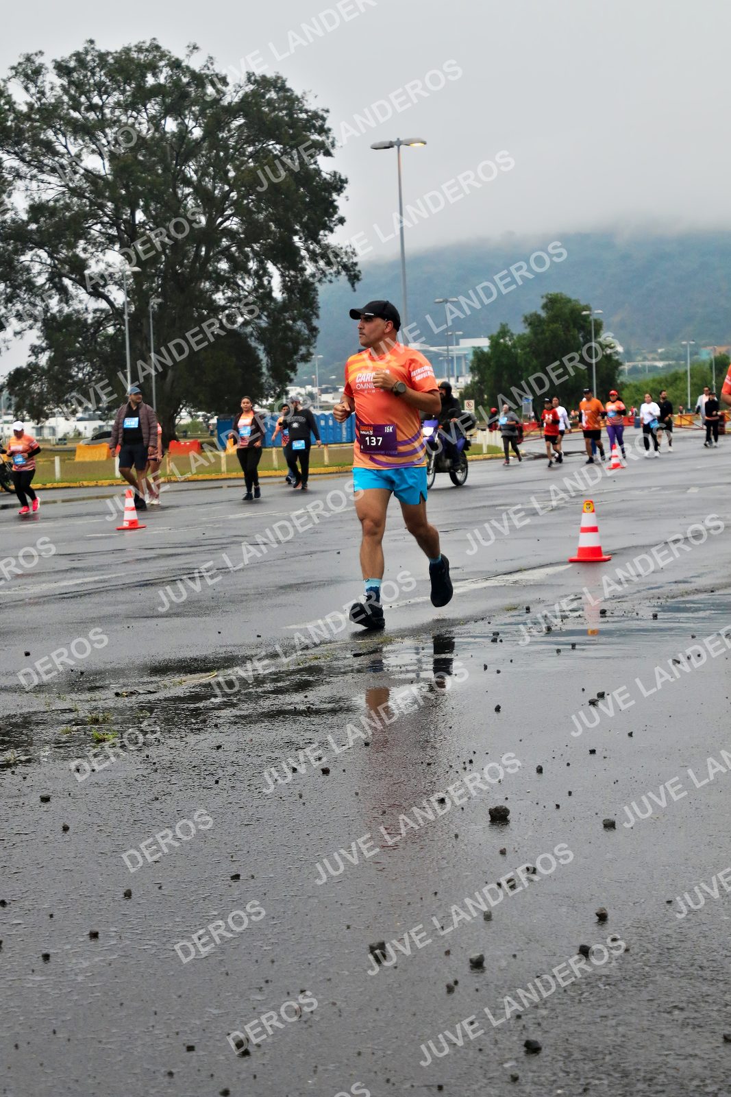 Foto de la CARRERA OMNILIFE GUADALAJARA en Estadio Akron, Zapopan a las 07:30 · dorsal 137