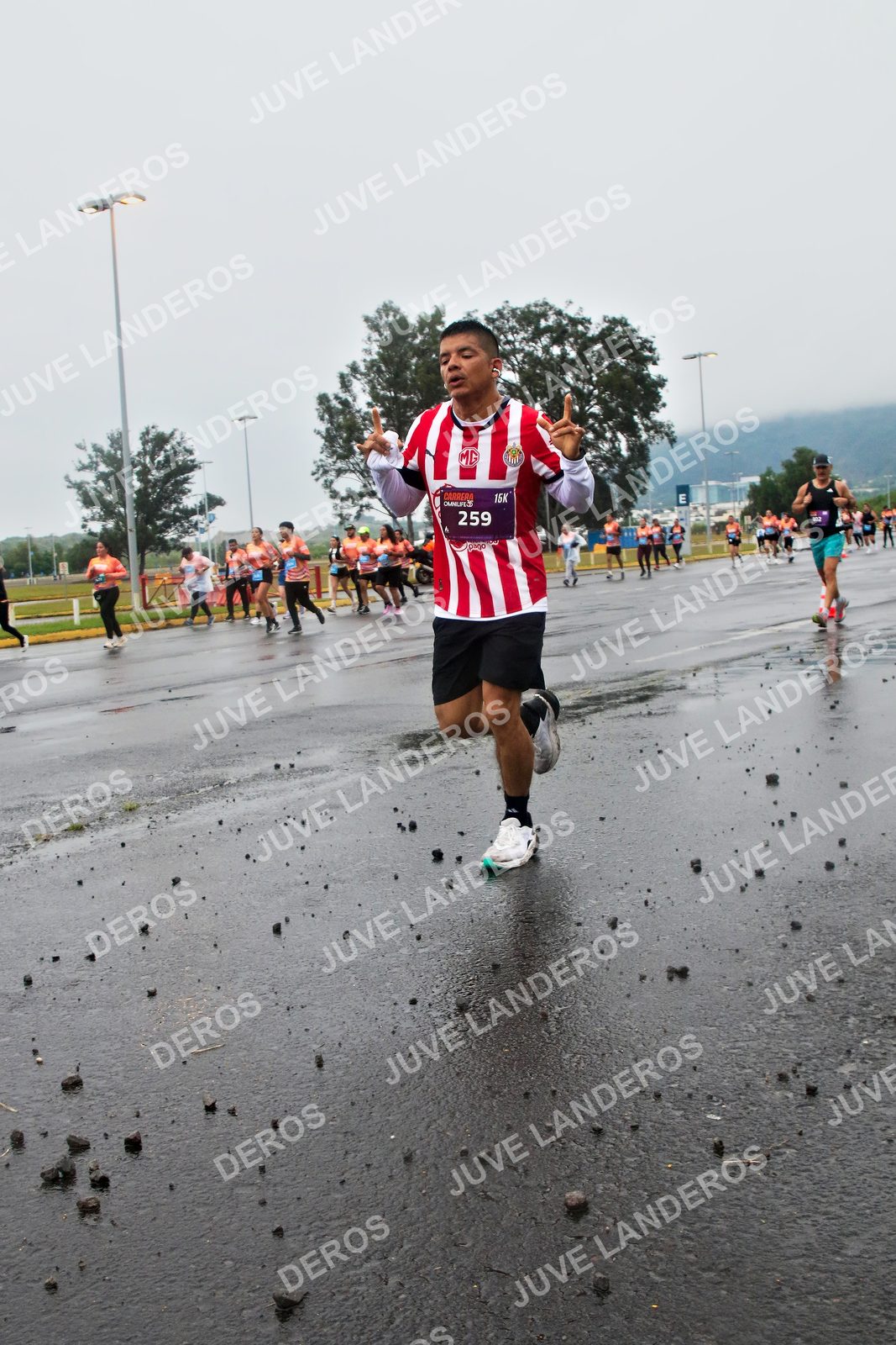 Foto de la CARRERA OMNILIFE GUADALAJARA en Estadio Akron, Zapopan a las 07:28 · dorsal 259