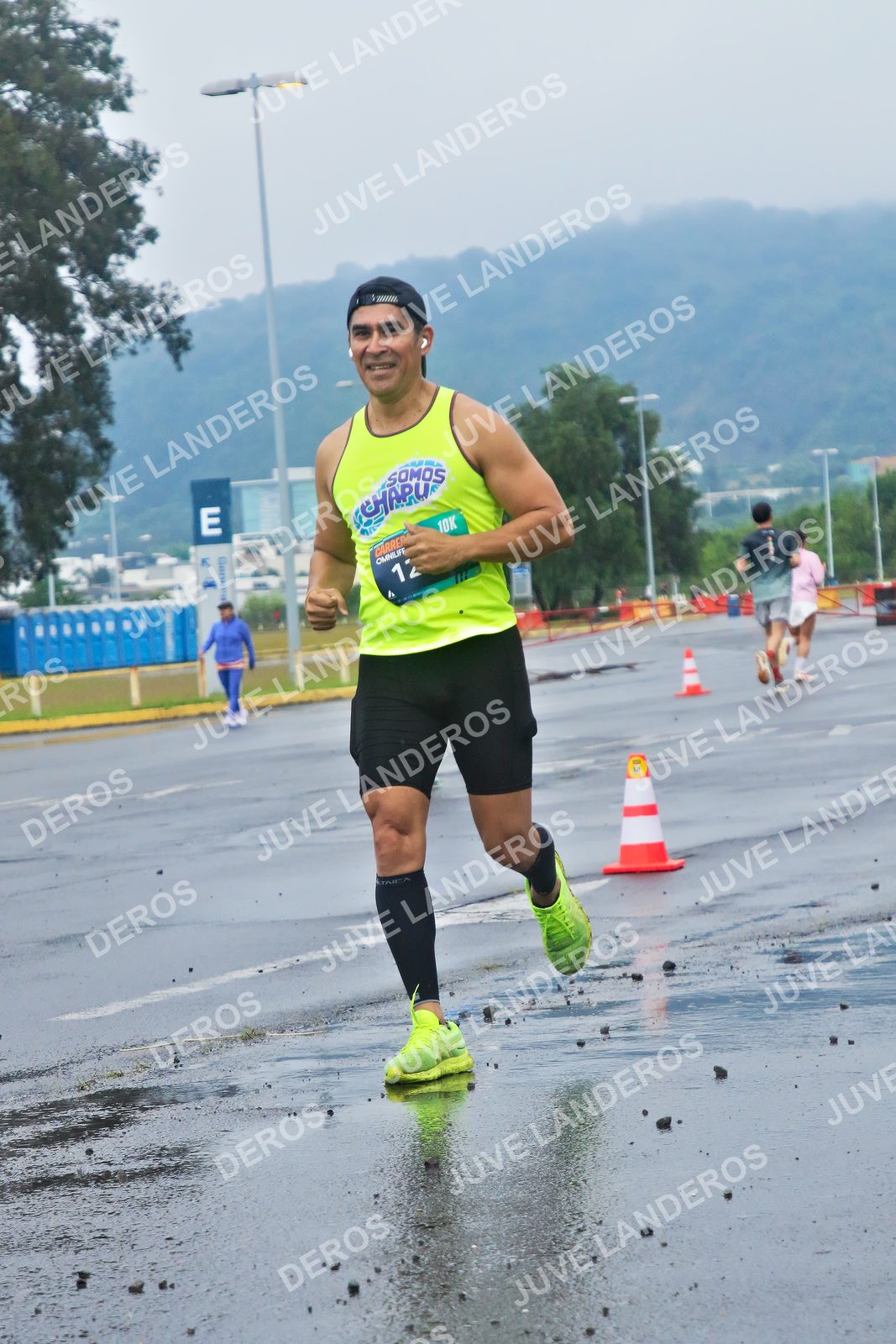 Foto de la CARRERA OMNILIFE GUADALAJARA en Estadio Akron, Zapopan a las 07:40 · dorsal 12
